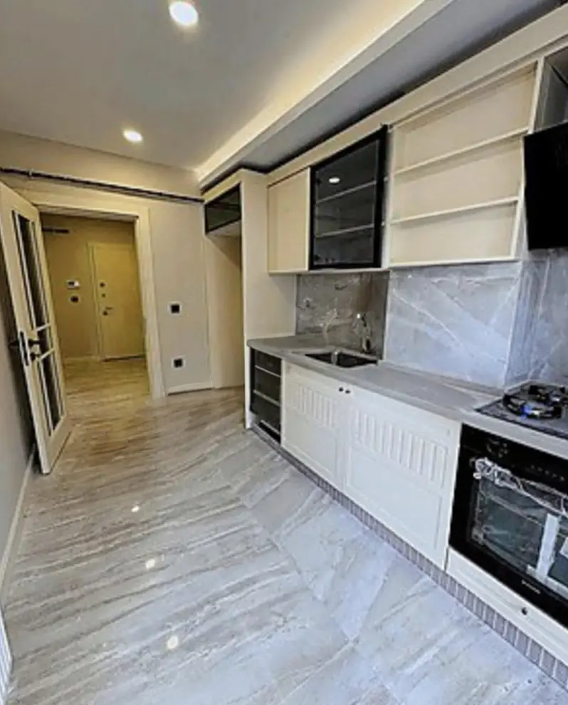 Fitted kitchen
